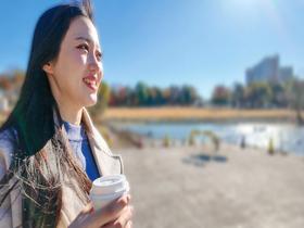 シロートごっくんＦｉｌｅ００３浮気された実家暮らしの巨乳OLが彼氏に見せたことないＨなトロ顔で…デカチンおしゃぶり口淫スペルマごっくん１泊２日喉ハメ旅行　有馬美玖 サンプル動画サムネイル